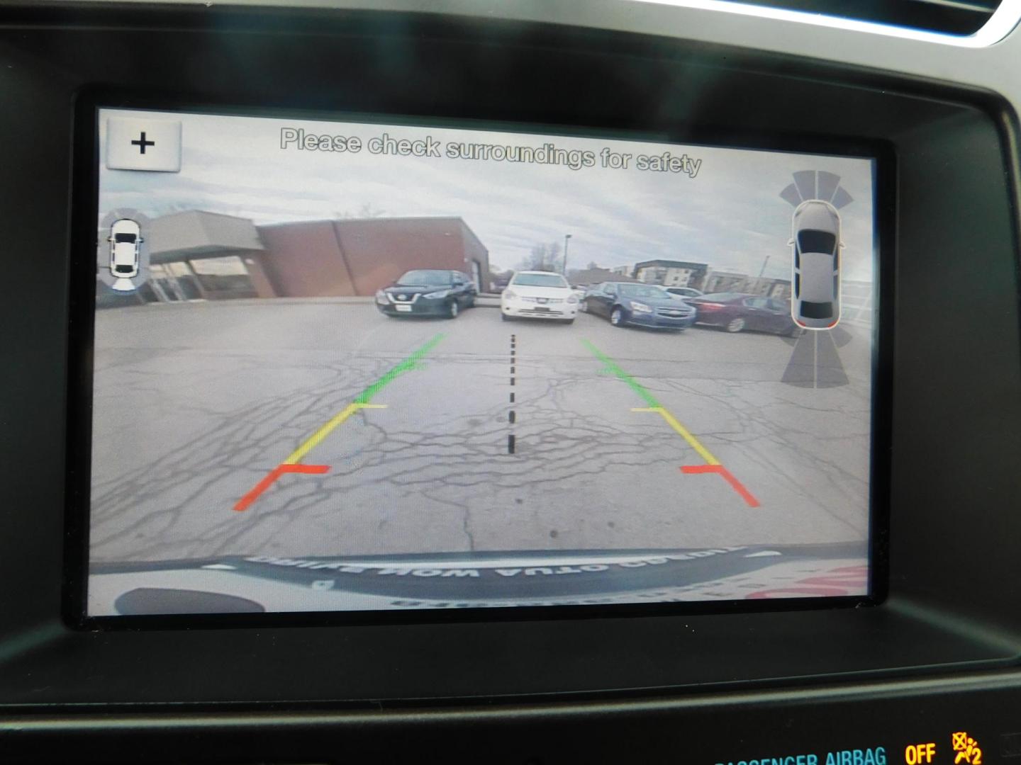 2018 SILVER Ford Explorer Limited FWD (1FM5K7F82JG) with an 3.5L V6 DOHC 24V engine, 6A transmission, located at 2121 Burlington St, North Kansas City, MO, 64116, (816) 556-0707, 39.144707, -94.581978 - Photo#6