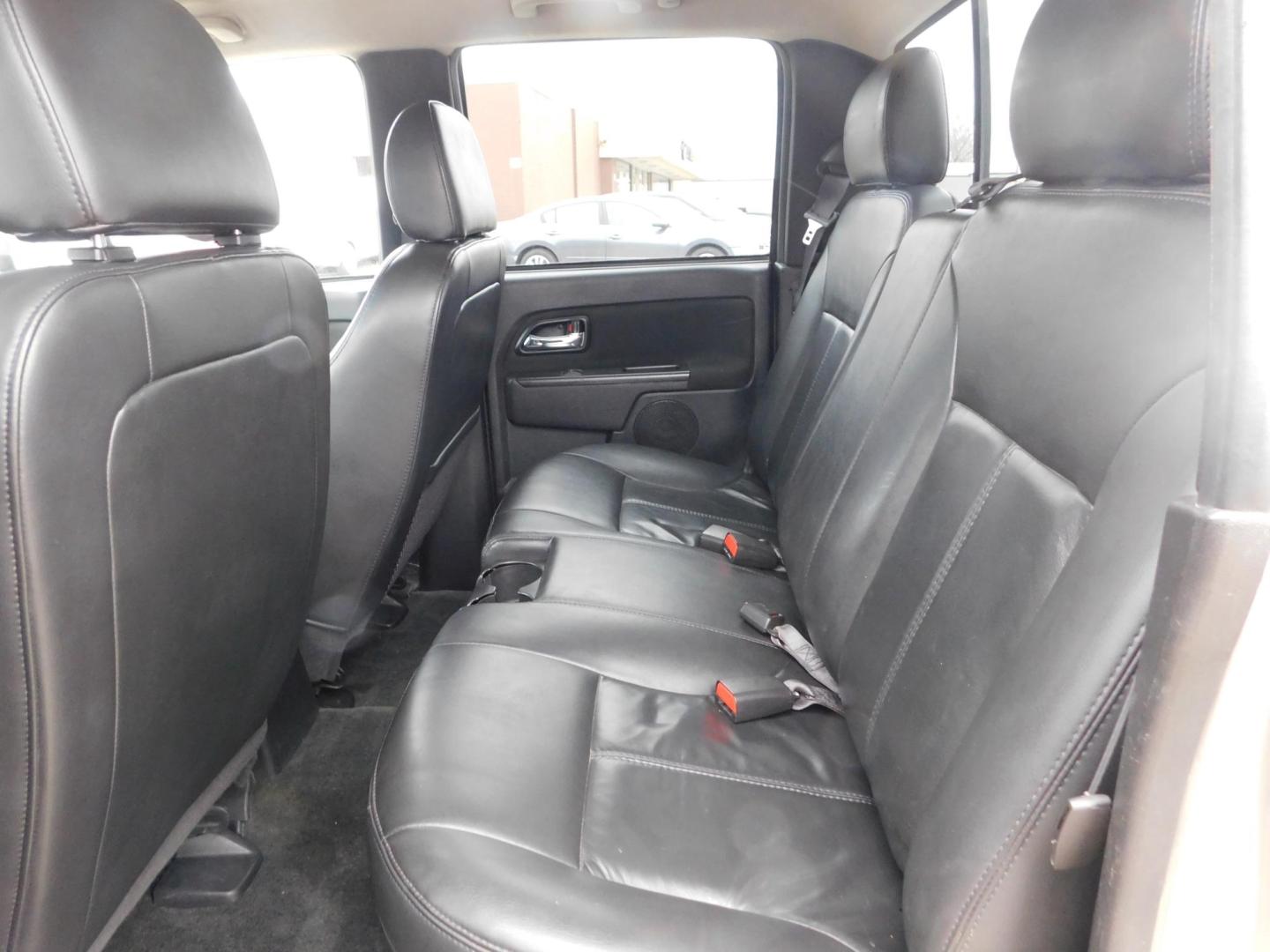 2008 PEWTER Chevrolet Colorado LT2 Crew Cab 4WD (1GCDT43E888) with an 3.7L L5 DOHC 20V engine, 4-Speed Automatic Overdrive transmission, located at 2121 Burlington St, North Kansas City, MO, 64116, (816) 556-0707, 39.144707, -94.581978 - Photo#5