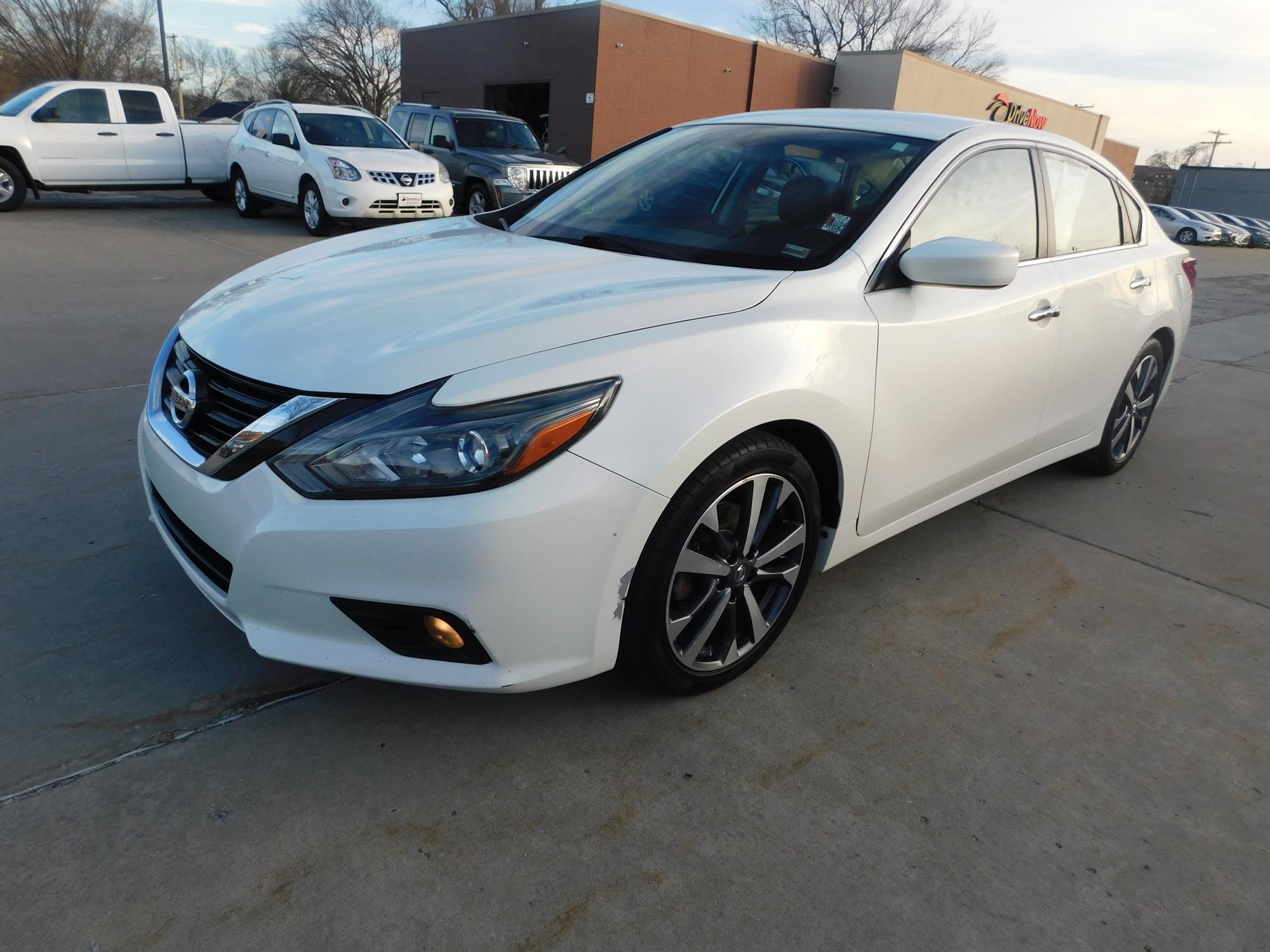 photo of 2017 Nissan Altima 2.5 S