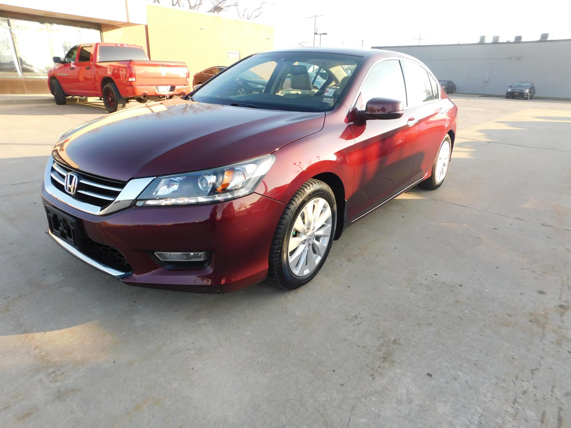 photo of 2013 Honda Accord EX-L V6 Sedan AT