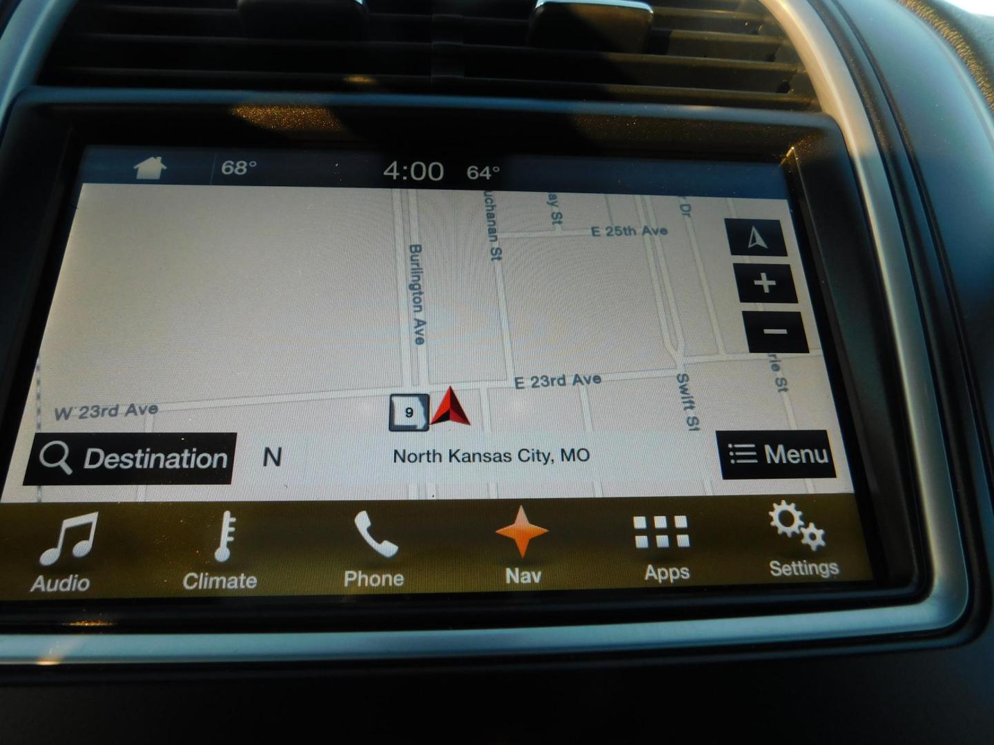 2016 BLACK Lincoln MKX Reserve AWD (2LMTJ8LR5GB) with an 3.7L V6 DOHC 24V engine, 6-Speed Automatic transmission, located at 2121 Burlington St, North Kansas City, MO, 64116, (816) 556-0707, 39.144707, -94.581978 - Photo#5