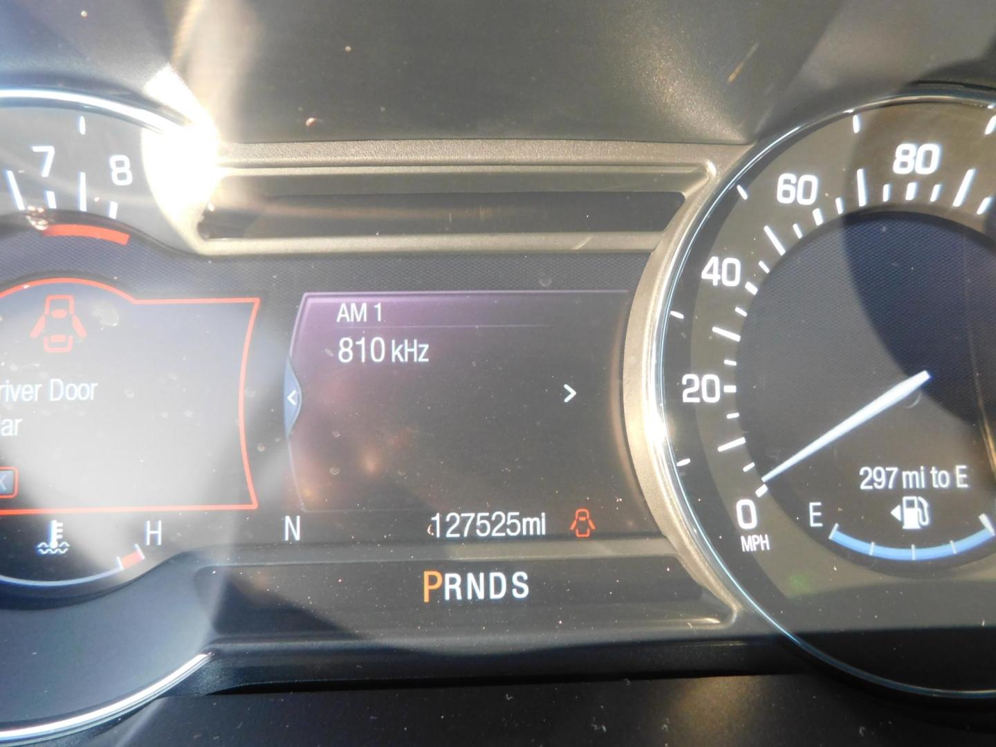 2016 BLACK Lincoln MKX Reserve AWD (2LMTJ8LR5GB) with an 3.7L V6 DOHC 24V engine, 6-Speed Automatic transmission, located at 2121 Burlington St, North Kansas City, MO, 64116, (816) 556-0707, 39.144707, -94.581978 - Photo#7