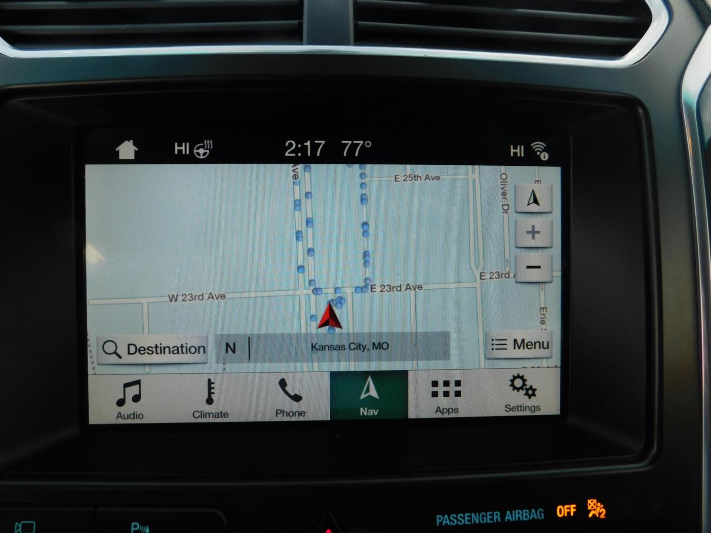 2017 BLUE Ford Explorer Limited 4WD (1FM5K8F84HG) with an 3.5L V6 DOHC 24V engine, 6A transmission, located at 2121 Burlington St, North Kansas City, MO, 64116, (816) 556-0707, 39.144707, -94.581978 - Photo#4