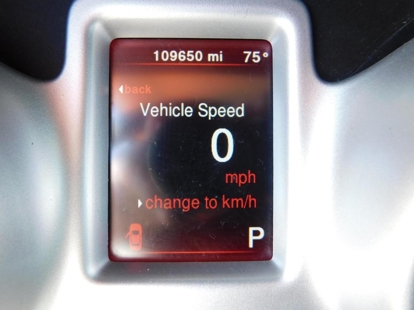 2017 WHITE Dodge Journey SE (3C4PDCAB7HT) with an 2.4L L4 DOHC 16V engine, 4A transmission, located at 2121 Burlington St, North Kansas City, MO, 64116, (816) 556-0707, 39.144707, -94.581978 - Photo#4