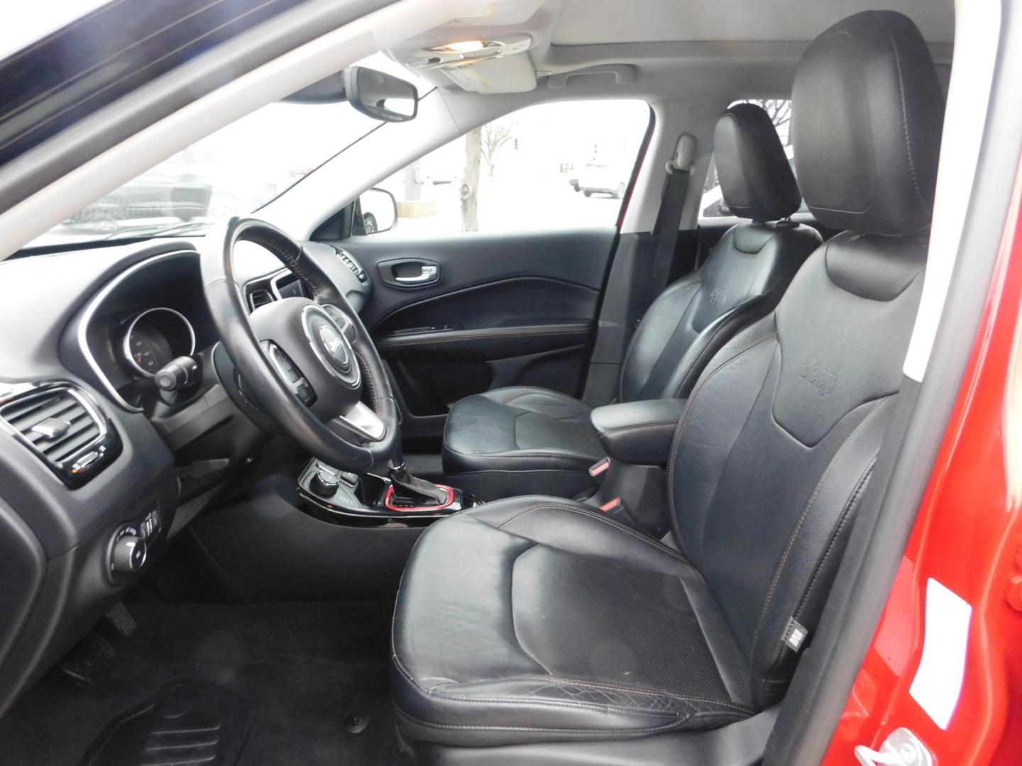 2017 RED Jeep Compass Limited 4WD (3C4NJDCB8HT) with an 2.4L L4 DOHC 16V engine, CVT transmission, located at 2121 Burlington St, North Kansas City, MO, 64116, (816) 556-0707, 39.144707, -94.581978 - Photo#2