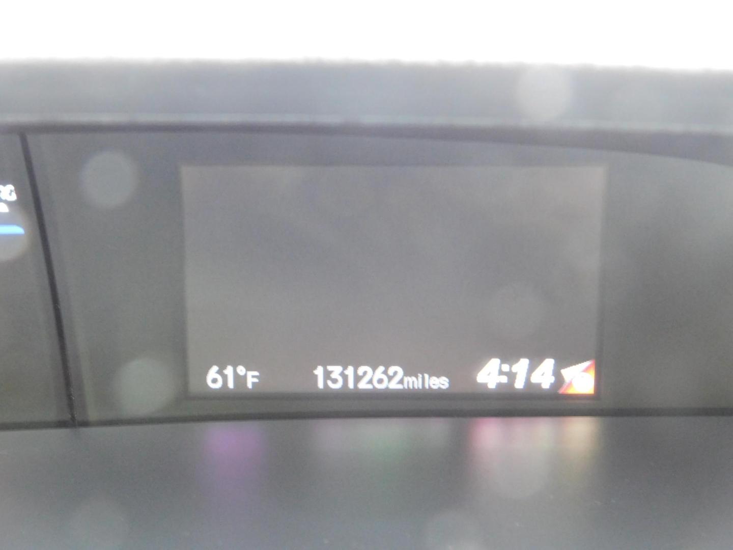 2015 GRAY Honda Civic LX Sedan CVT (2HGFB2F55FH) with an 1.8L L4 SOHC 16V engine, Continuously Variable Transmission transmission, located at 2121 Burlington St, North Kansas City, MO, 64116, (816) 556-0707, 39.144707, -94.581978 - Photo#4