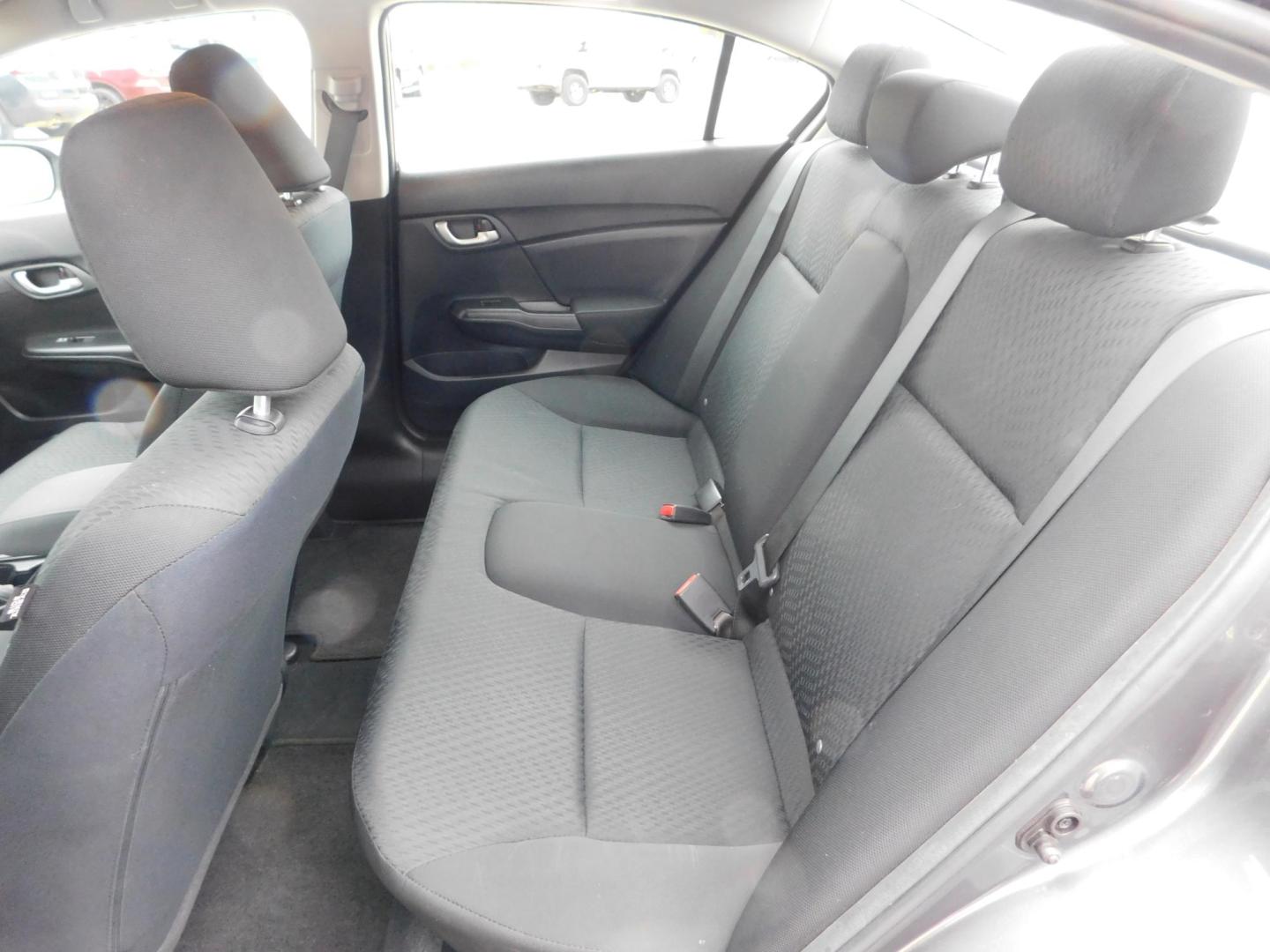 2015 GRAY Honda Civic LX Sedan CVT (2HGFB2F55FH) with an 1.8L L4 SOHC 16V engine, Continuously Variable Transmission transmission, located at 2121 Burlington St, North Kansas City, MO, 64116, (816) 556-0707, 39.144707, -94.581978 - Photo#5