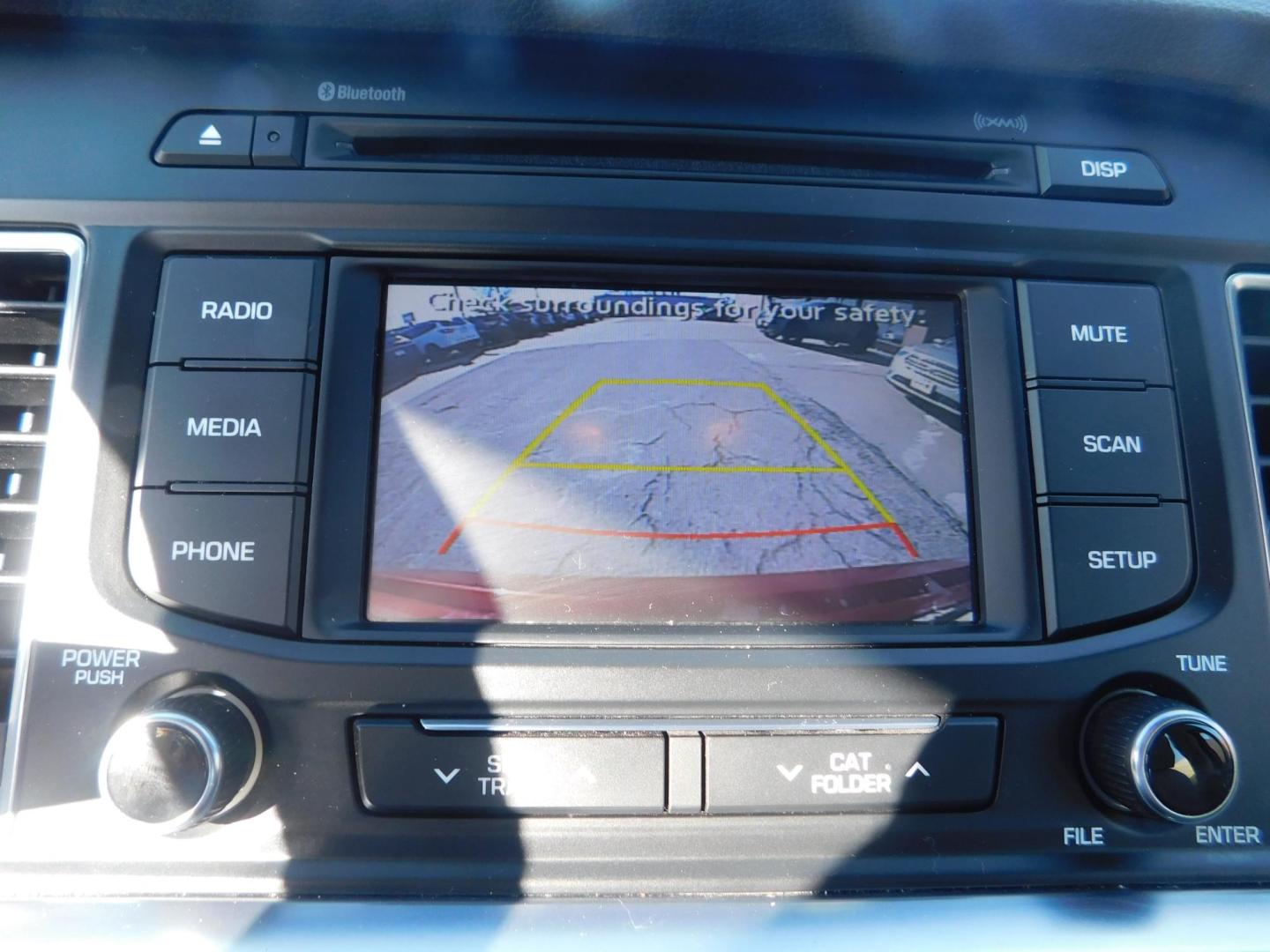 2015 RED Hyundai Sonata Sport (5NPE34AF1FH) with an 2.4L L4 DOHC 16V engine, 6-Speed Automatic transmission, located at 2121 Burlington St, North Kansas City, MO, 64116, (816) 556-0707, 39.144707, -94.581978 - Photo#4