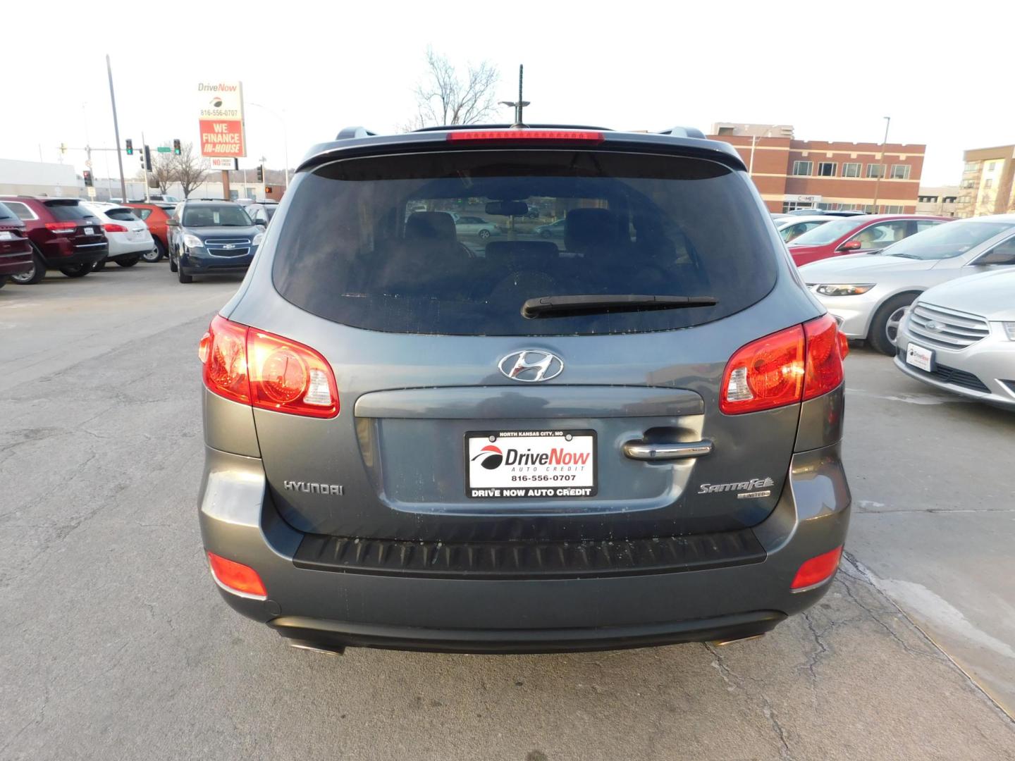 2009 BLUE Hyundai Santa Fe Limited (5NMSH13E19H) with an 3.3L V6 DOHC 24V engine, 5-Speed Automatic transmission, located at 2121 Burlington St, North Kansas City, MO, 64116, (816) 556-0707, 39.144707, -94.581978 - Photo#9