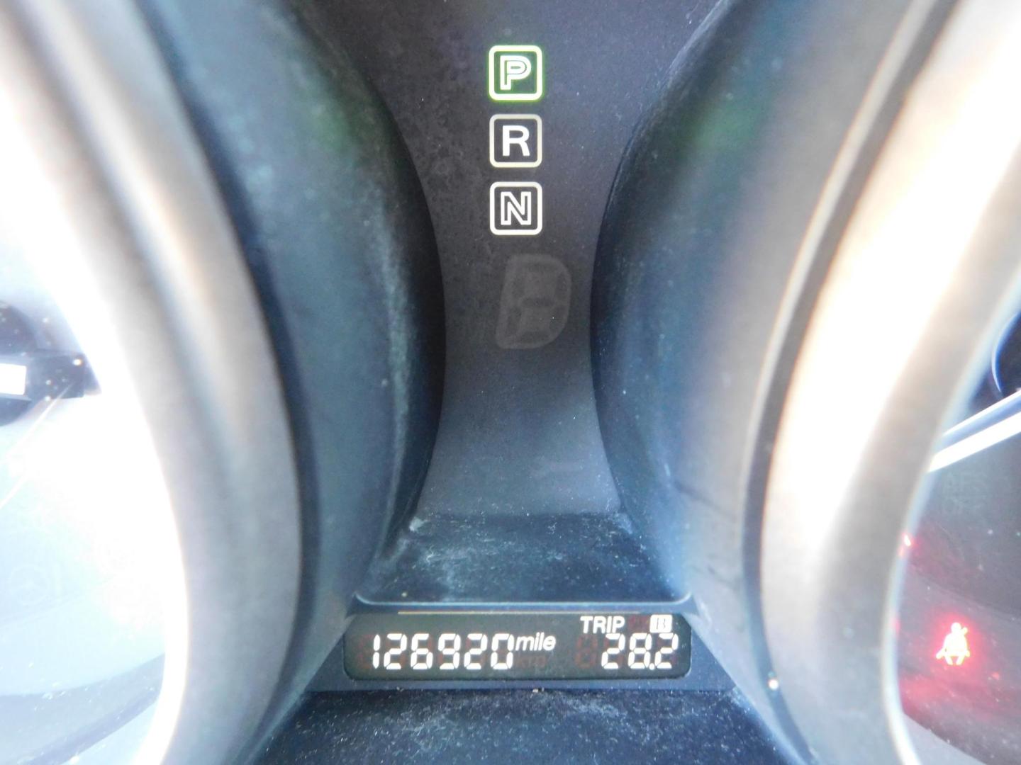 2012 WHITE Mazda MAZDA3 i Touring 4-Door (JM1BL1VF2C1) with an 2.0L L4 DOHC 16V engine, located at 2121 Burlington St, North Kansas City, MO, 64116, (816) 556-0707, 39.144707, -94.581978 - Photo#5