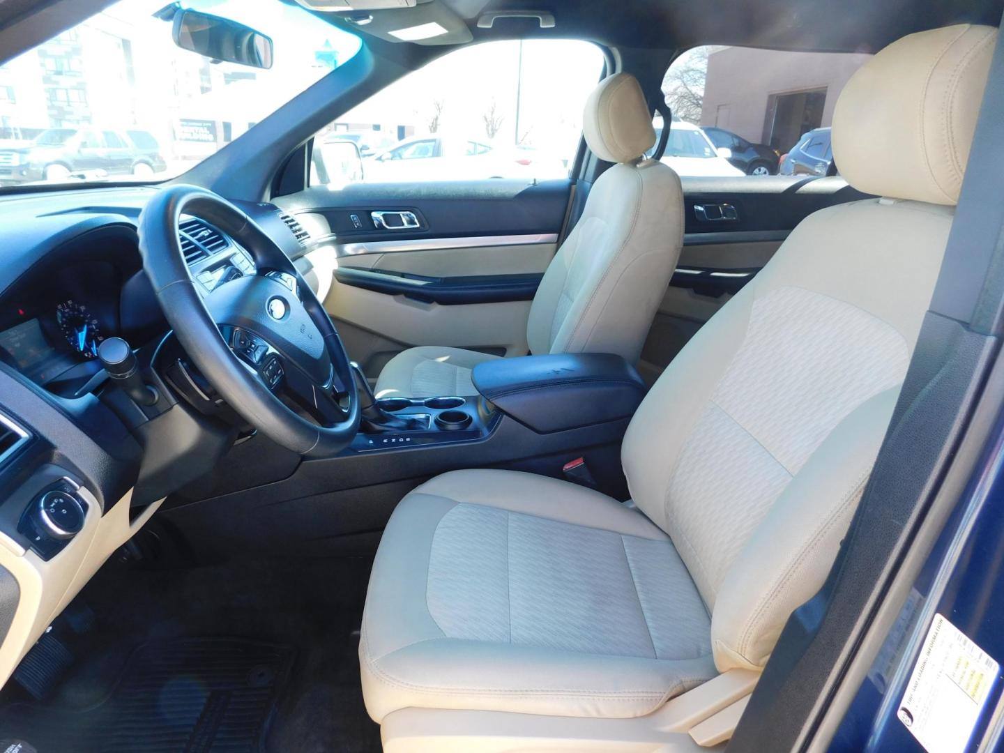 2016 BLUE Ford Explorer Base FWD (1FM5K7B84GG) with an 3.5L V6 DOHC 24V engine, 6A transmission, located at 2121 Burlington St, North Kansas City, MO, 64116, (816) 556-0707, 39.144707, -94.581978 - Photo#2