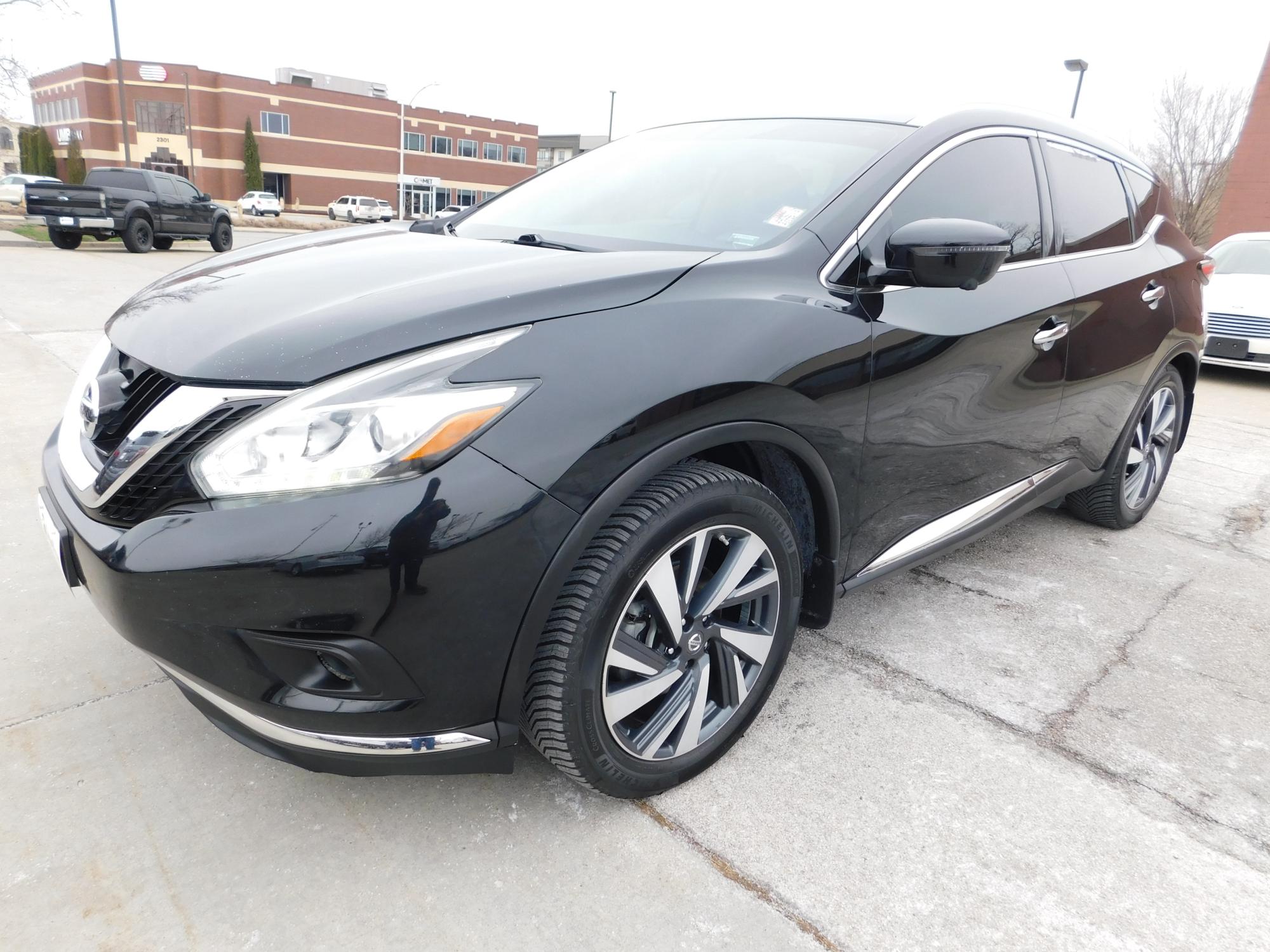 photo of 2017 Nissan Murano Platinum AWD