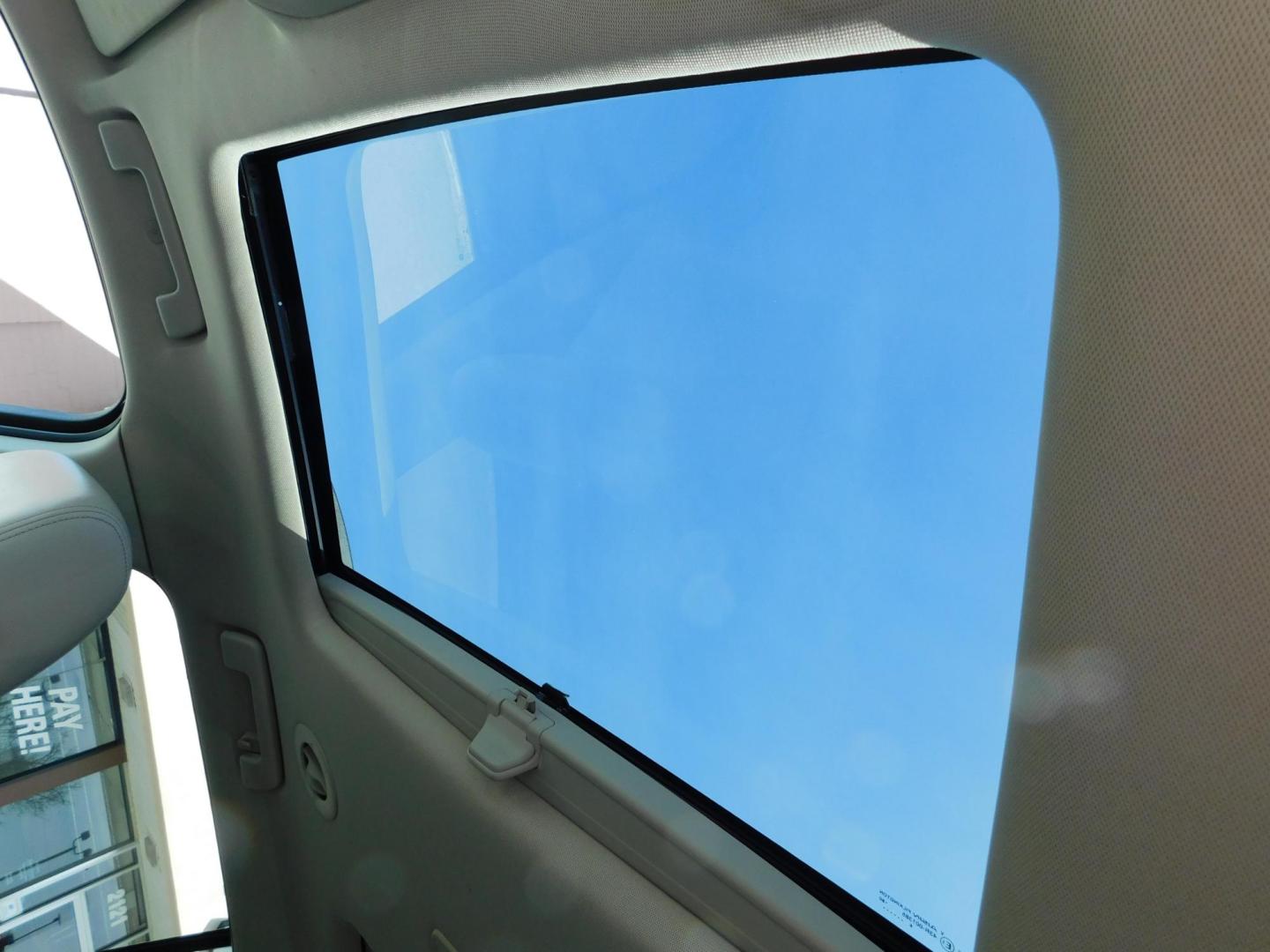 2017 WHITE GMC Acadia Denali AWD (1GKKNXLS6HZ) with an 2.5L L4 DOHC 16V engine, 6A transmission, located at 2121 Burlington St, North Kansas City, MO, 64116, (816) 556-0707, 39.144707, -94.581978 - Photo#3