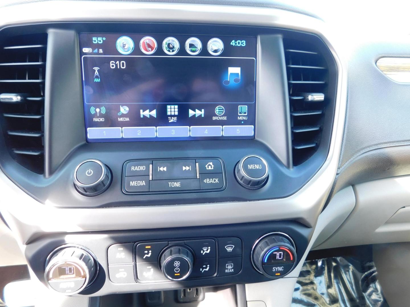 2017 WHITE GMC Acadia Denali AWD (1GKKNXLS6HZ) with an 2.5L L4 DOHC 16V engine, 6A transmission, located at 2121 Burlington St, North Kansas City, MO, 64116, (816) 556-0707, 39.144707, -94.581978 - Photo#4