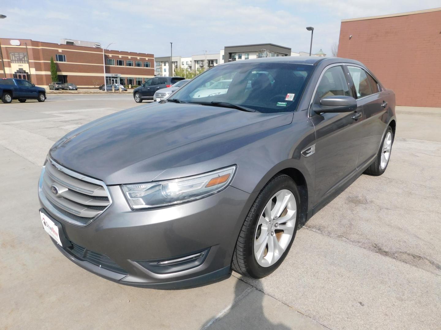 2013 Ford Taurus SEL FWD's photo
