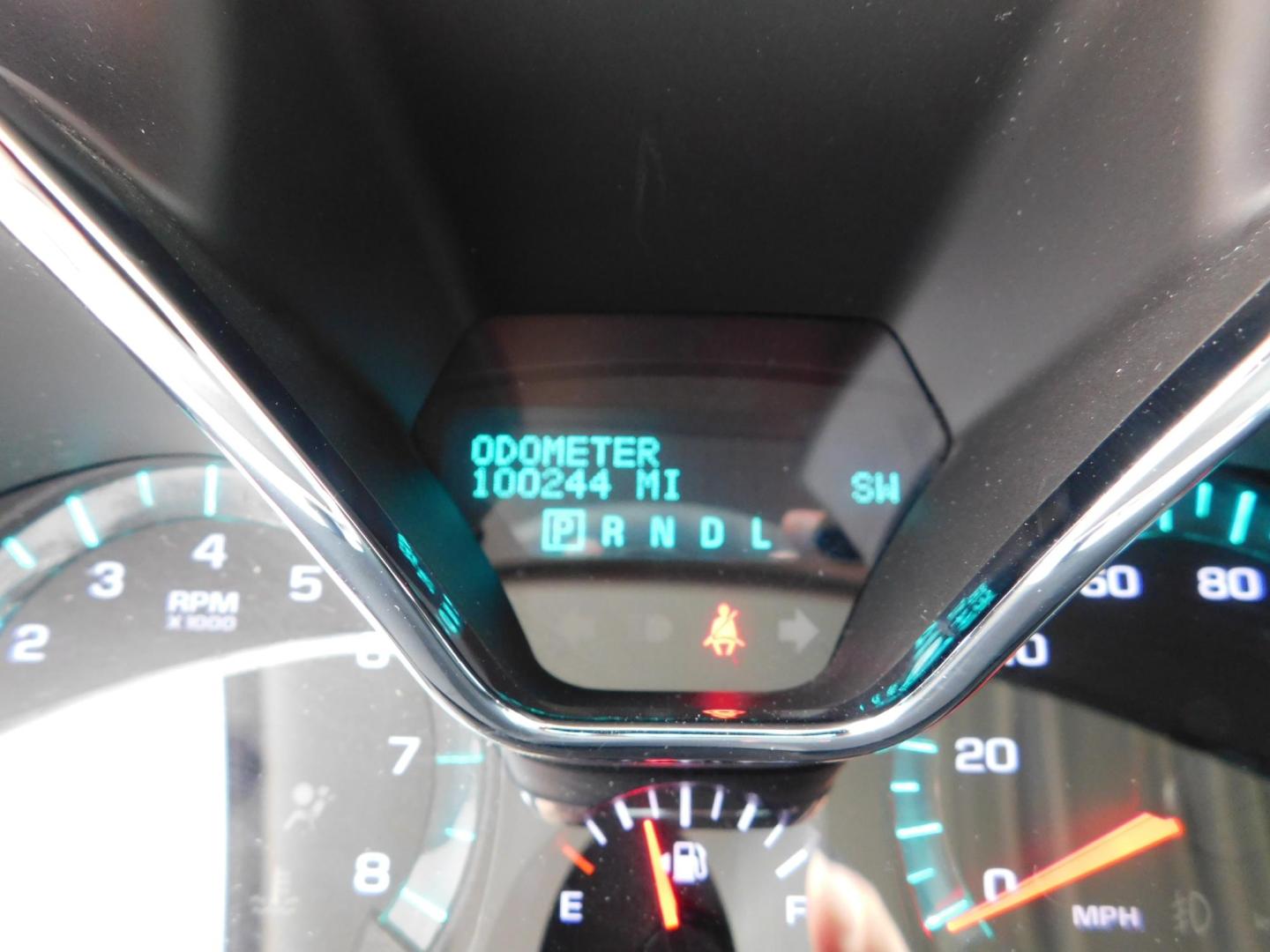 2013 SILVER Chevrolet Traverse LS FWD (1GNKRFKD0DJ) with an 3.6L V6 DOHC 24V engine, 6-Speed Automatic transmission, located at 2121 Burlington St, North Kansas City, MO, 64116, (816) 556-0707, 39.144707, -94.581978 - Photo#5