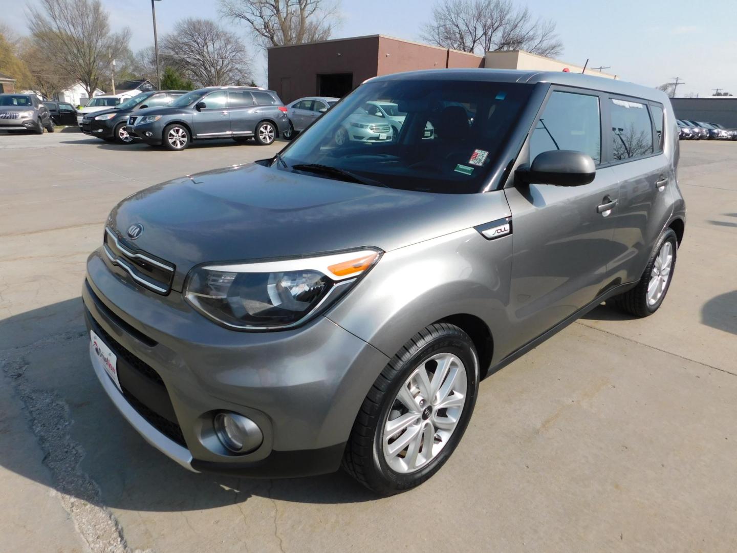 2018 GRAY Kia Soul + (KNDJP3A52J7) with an 2.0L L4 DOHC 16V engine, 6A transmission, located at 2121 Burlington St, North Kansas City, MO, 64116, (816) 556-0707, 39.144707, -94.581978 - Photo#0