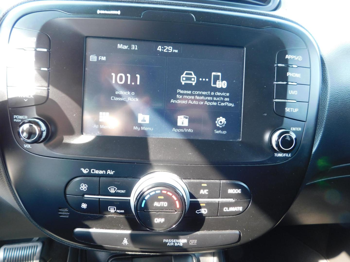 2018 GRAY Kia Soul + (KNDJP3A52J7) with an 2.0L L4 DOHC 16V engine, 6A transmission, located at 2121 Burlington St, North Kansas City, MO, 64116, (816) 556-0707, 39.144707, -94.581978 - Photo#3