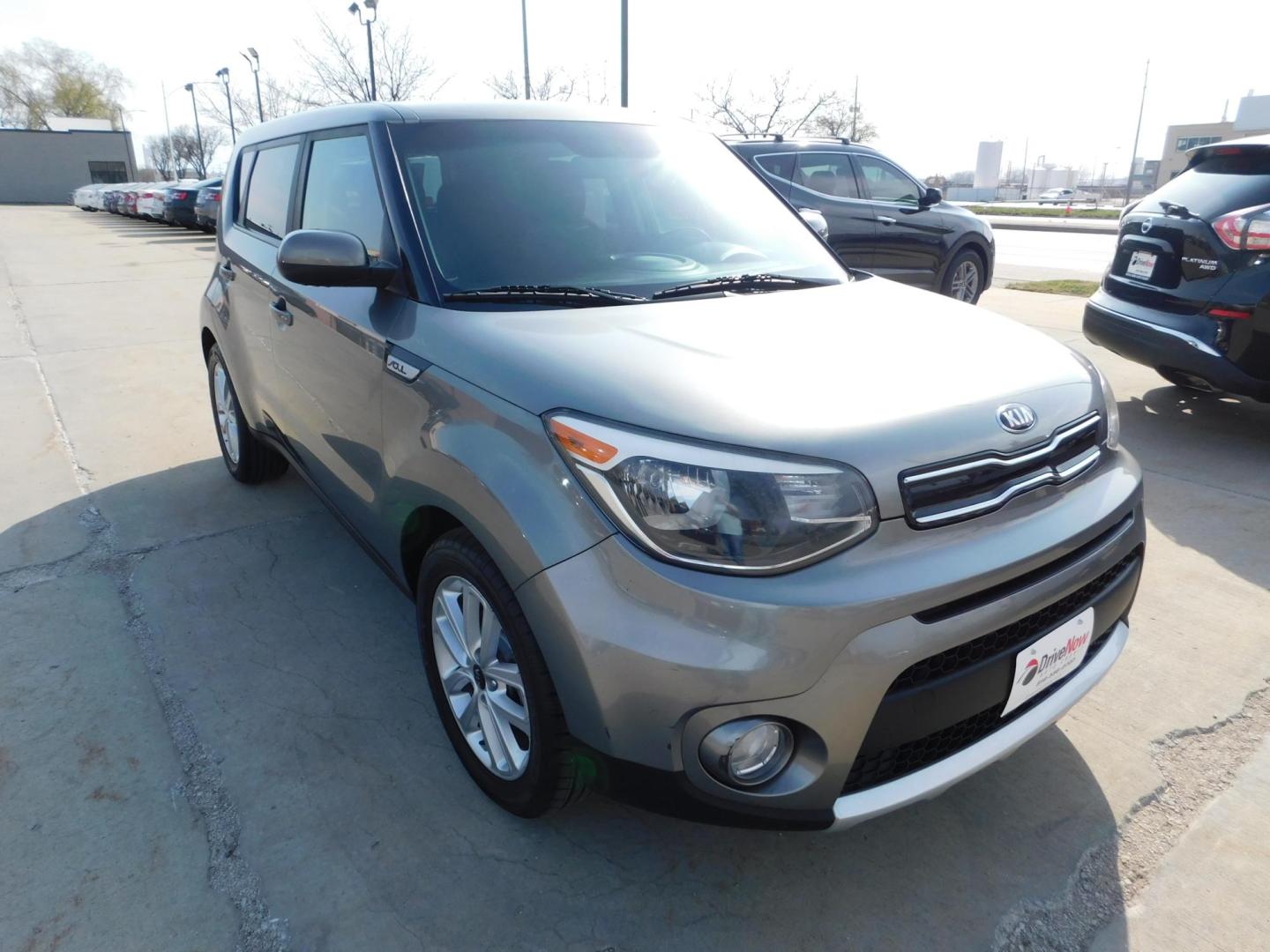 2018 GRAY Kia Soul + (KNDJP3A52J7) with an 2.0L L4 DOHC 16V engine, 6A transmission, located at 2121 Burlington St, North Kansas City, MO, 64116, (816) 556-0707, 39.144707, -94.581978 - Photo#9