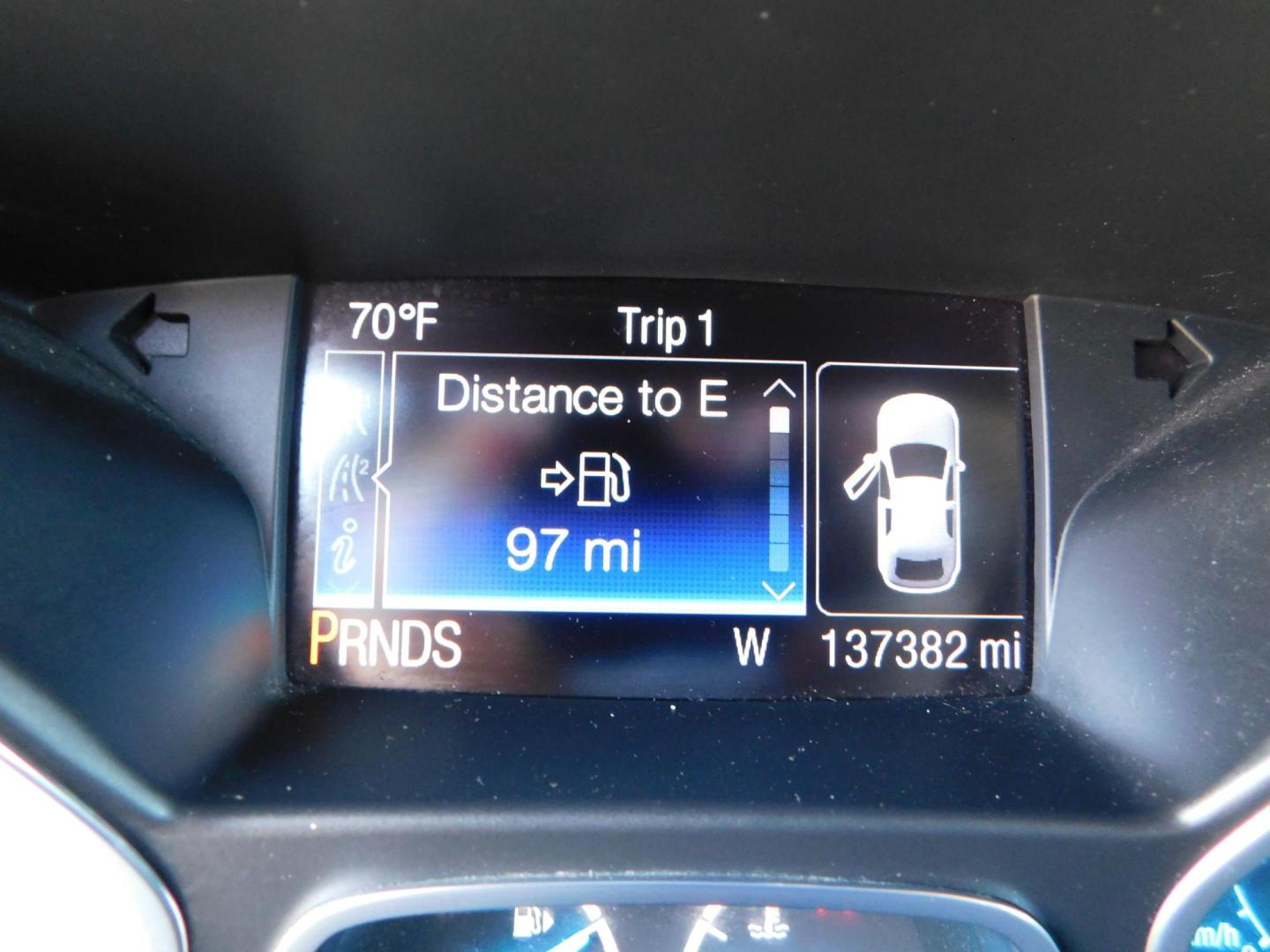 2014 BLACK Ford Escape SE FWD (1FMCU0GX4EU) with an 1.6L L4 DOHC 16V engine, 6-Speed Automatic transmission, located at 2121 Burlington St, North Kansas City, MO, 64116, (816) 556-0707, 39.144707, -94.581978 - Photo#5