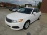 2009 WHITE Kia Optima EX (KNAGE228295) with an 2.4L L4 DOHC 16V engine, 4-Speed Automatic transmission, located at 2121 Burlington St, North Kansas City, MO, 64116, (816) 556-0707, 39.144707, -94.581978 - Photo#0