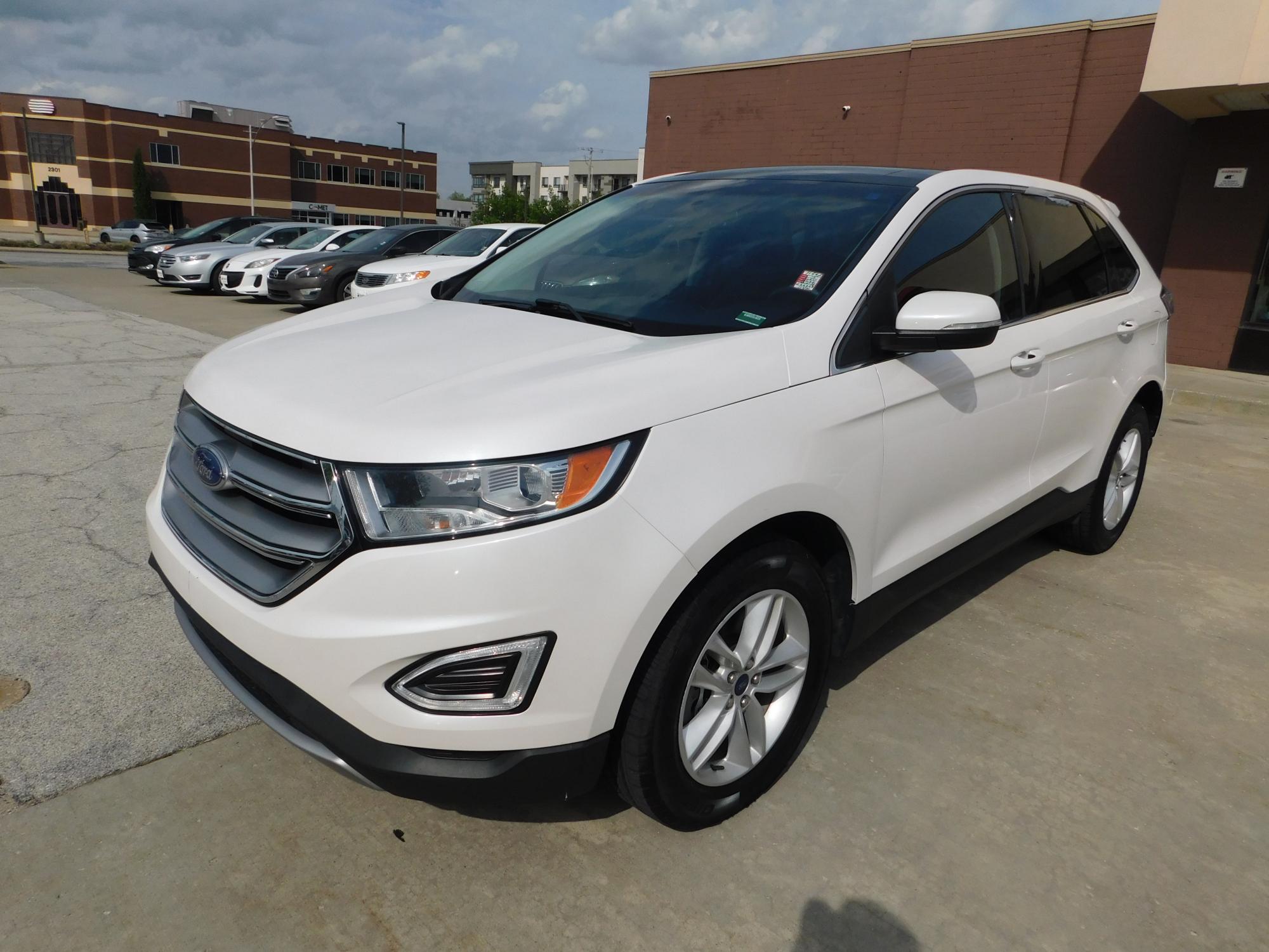 photo of 2016 Ford Edge SEL AWD